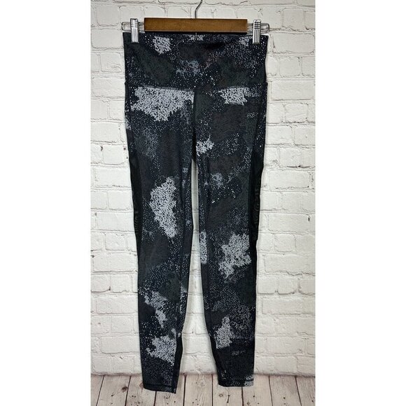 GAP FIT Women's black gray leggings with sheer mesh panel, sz XS, EUC - Picture 1 of 6